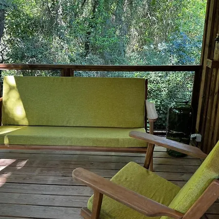 En Bois Pour 5 Personnes Avec Espace Exterieur Privatif Et Climatisation Chalet Clermont-lʼHérault