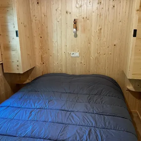 En Bois Pour 5 Personnes Avec Espace Exterieur Privatif Et Climatisation * Clermont-lʼHérault